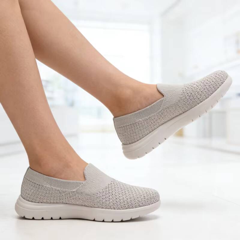 2026 New Skechers Womens Slip  - Women'S Shoes New Balance reseña y precio