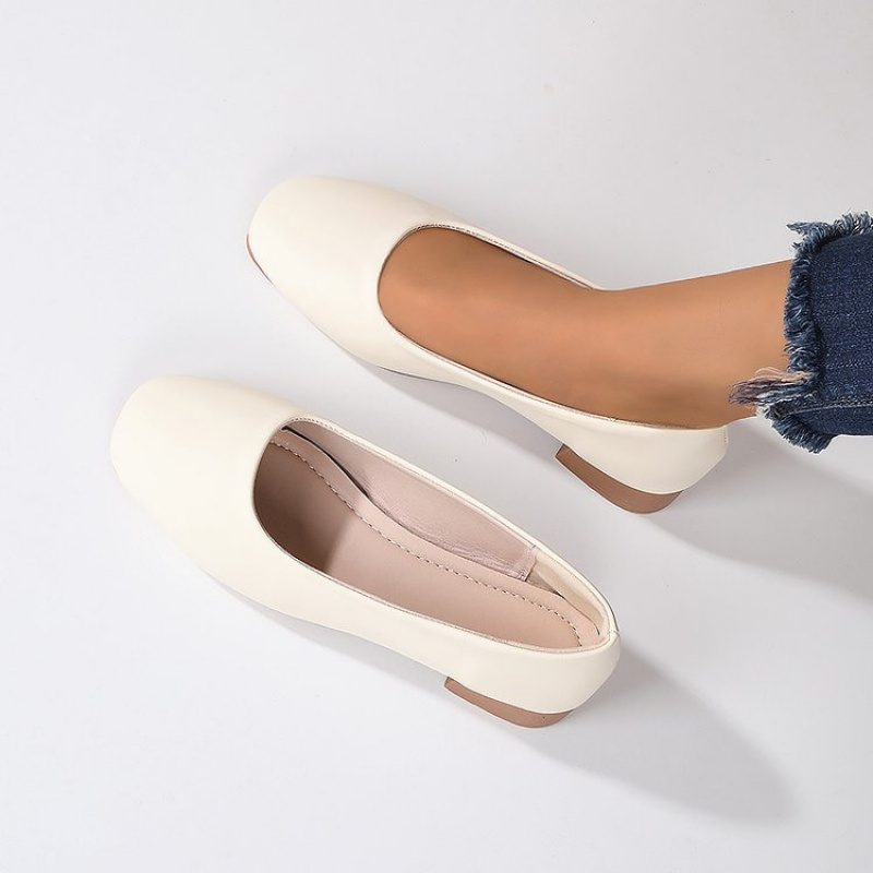 Soft Leather Round Toe Slip-On - Women Shoes Casual reseña y precio