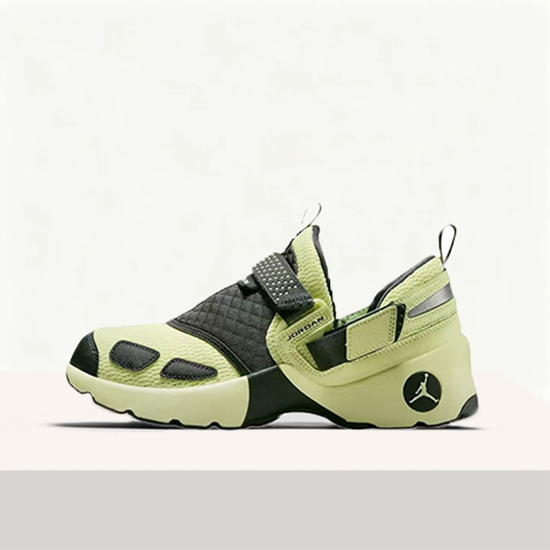 Nike Air Jordan Trunner LX Wom - Women Shoes Jordan reseña y precio