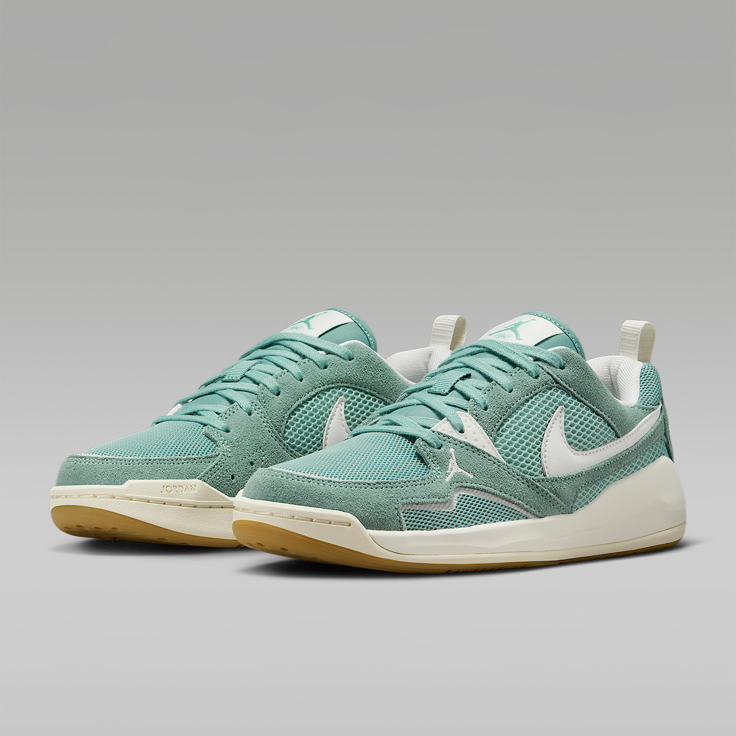 Nike Genuine JORDAN CMFT ERA W - Women Shoes Jordan reseña y precio