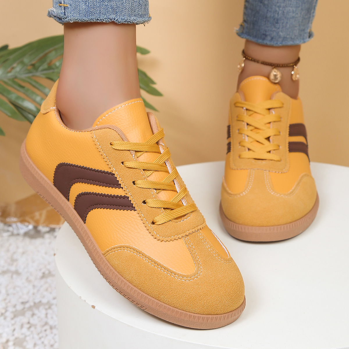 Fashionable Yellow Women's Cas - Women Shoes For Walking reseña y precio