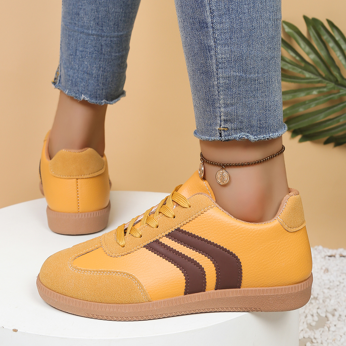 Fashionable Yellow Women's Cas - Women Shoes For Walking reseña y precio